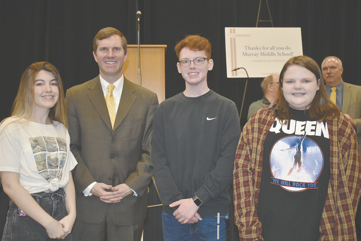 BESHEAR VISITS MHS